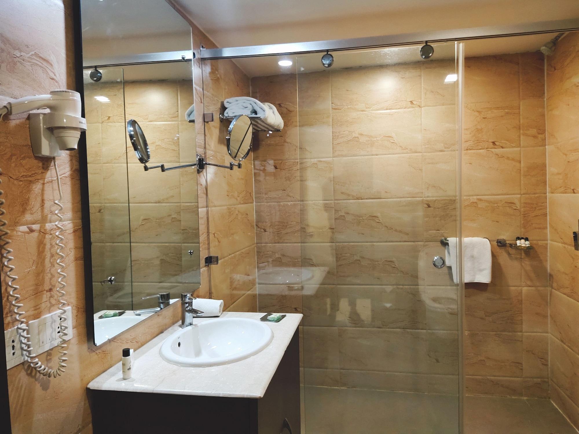 Days Hotel By Wyndham, Jalandhar Bagian luar foto
