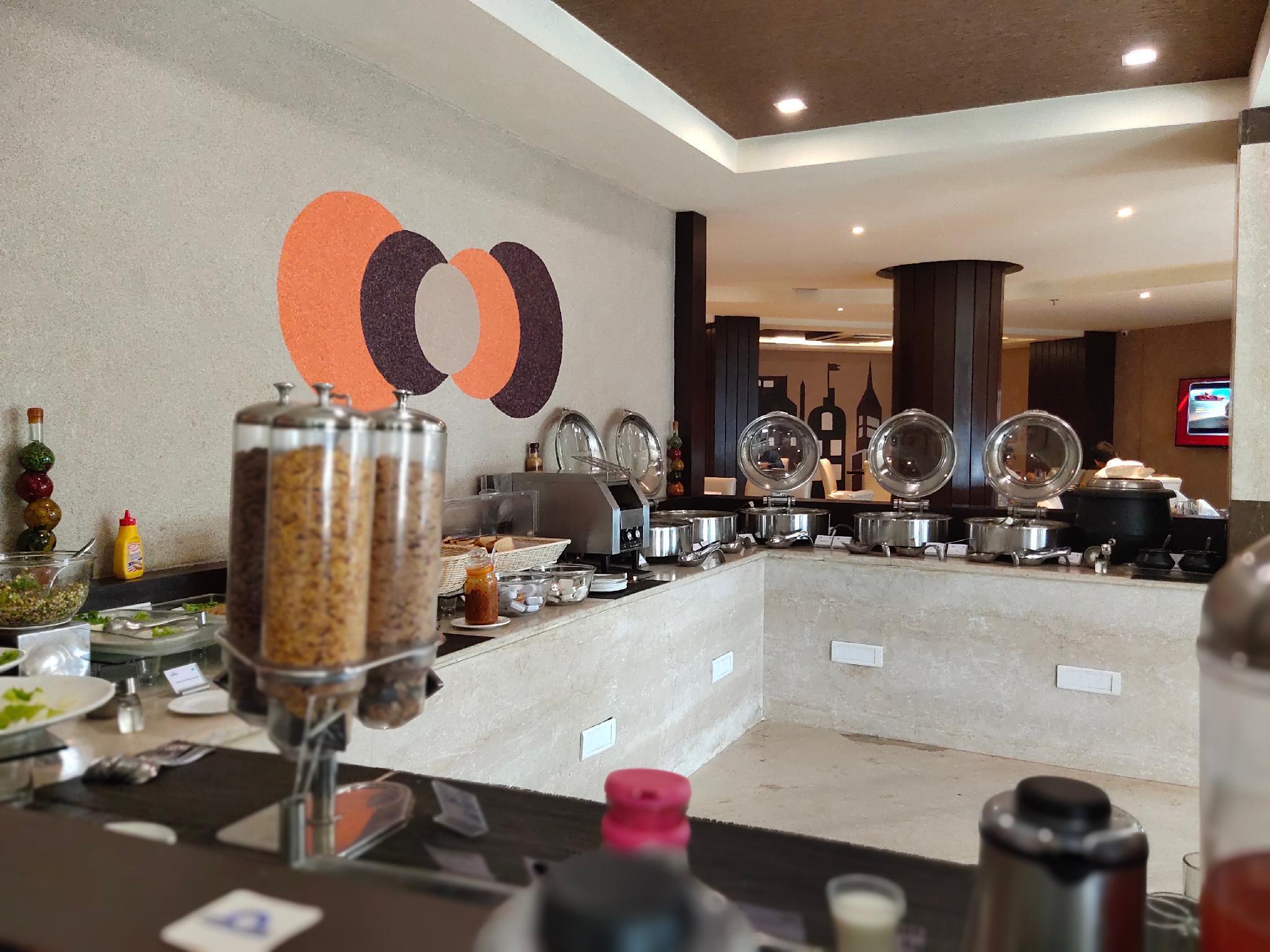 Days Hotel By Wyndham, Jalandhar Bagian luar foto